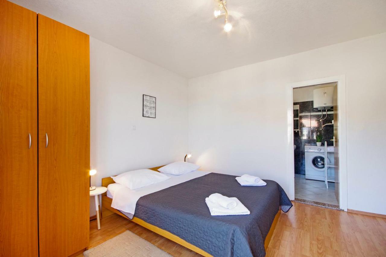 Apartments Solis Makarska Exterior photo
