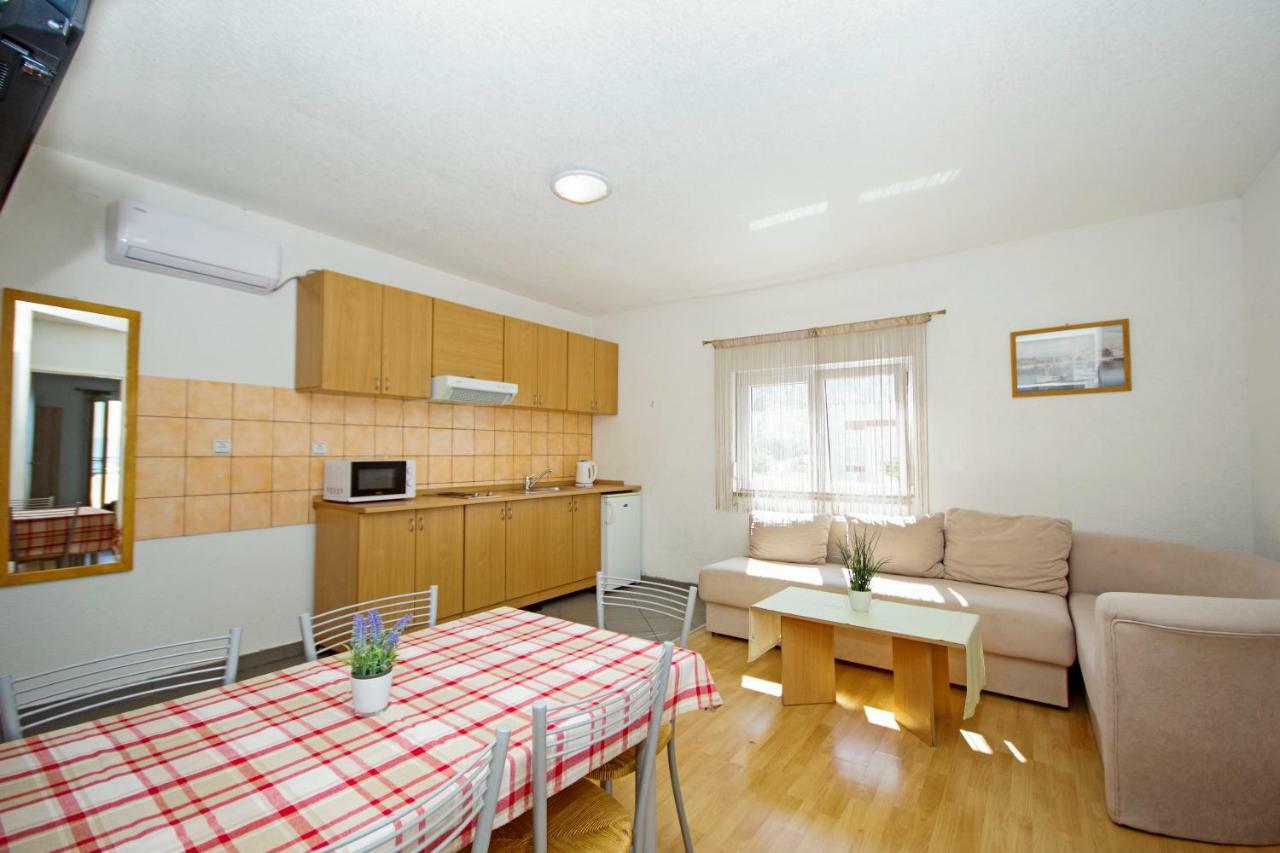 Apartments Solis Makarska Exterior photo