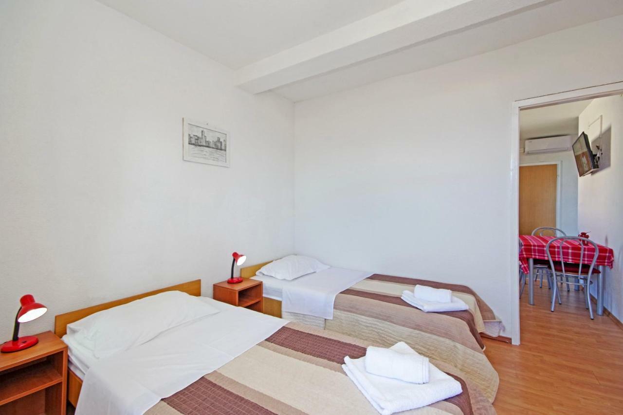 Apartments Solis Makarska Exterior photo